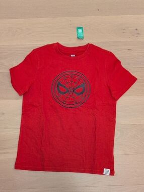 Marvel Red Spider-Man Face Graphic Tee